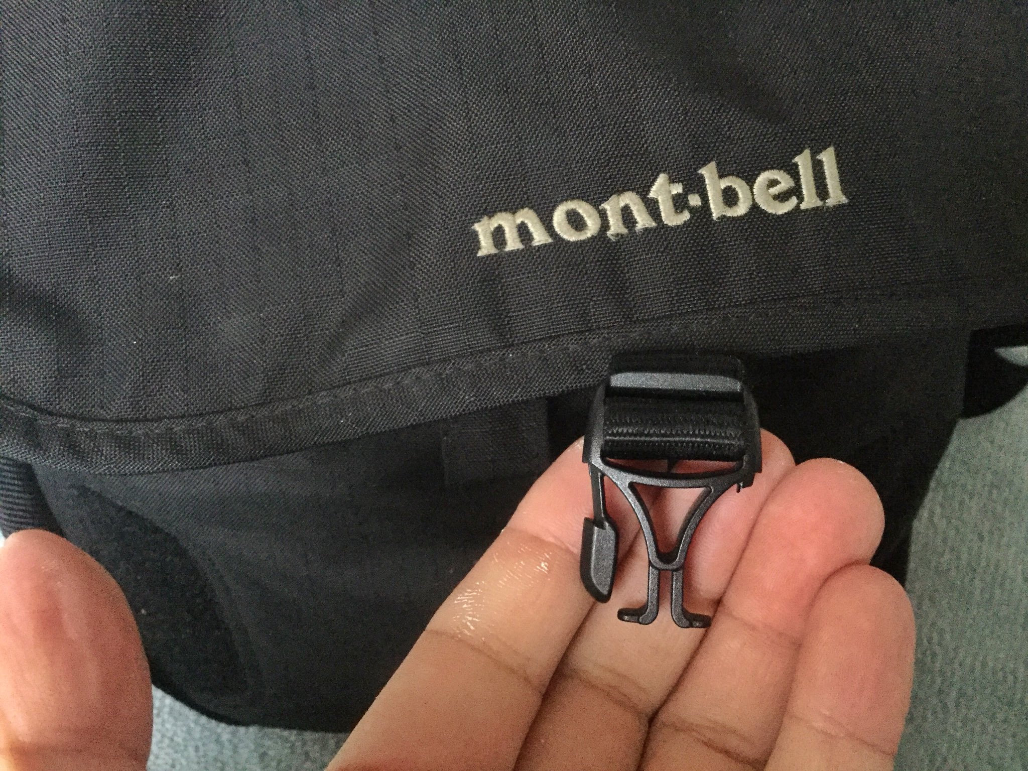 モンベル-mont-bell モン-bell ベルニナフラップショルダー M ネグロ