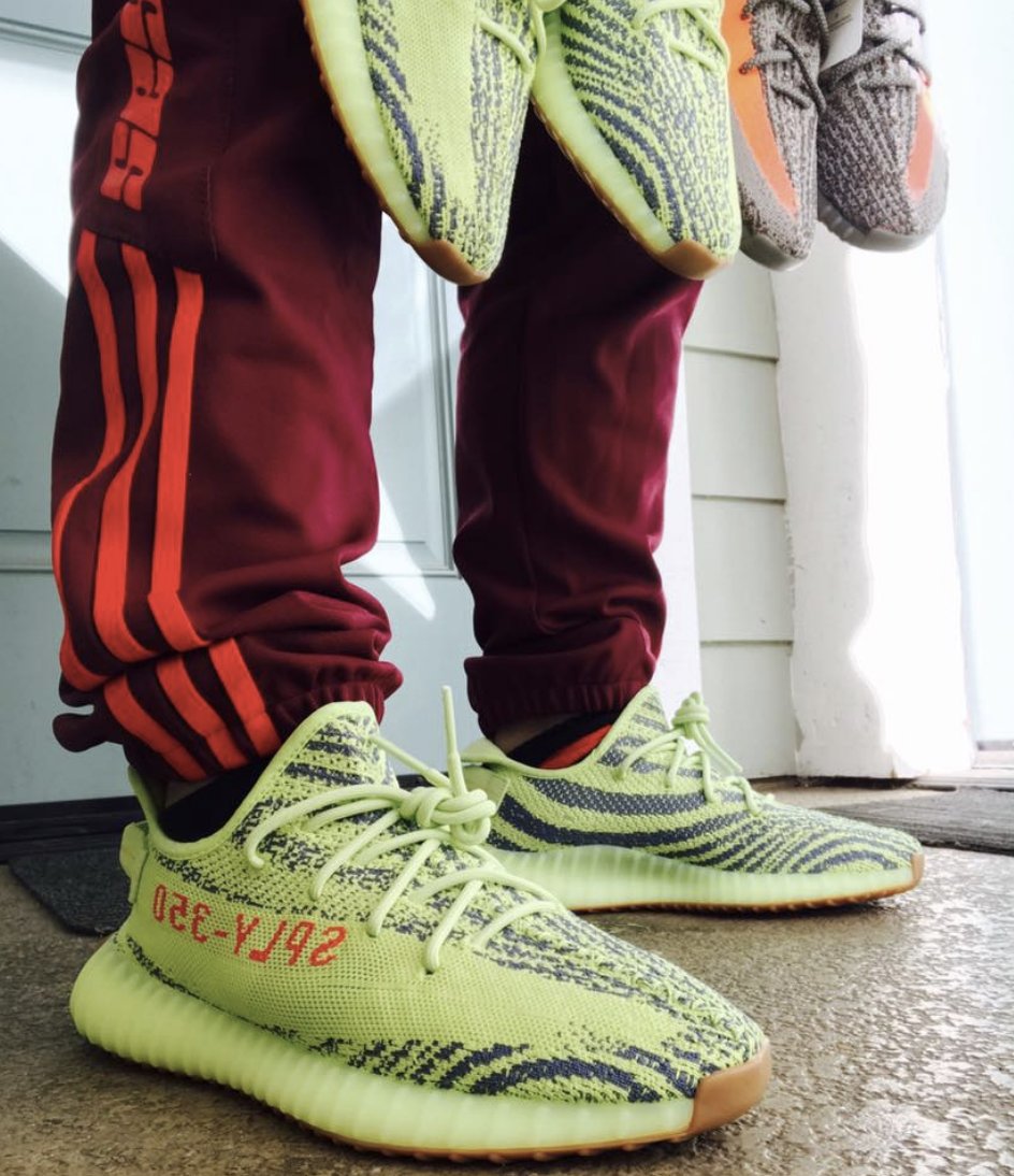 SOLETOCART's tweet photo. YEEZY GIVEAWAY! 🔥
- 3 FREE SLOTS WILL BE GIVEN TO RANDOM FOLLOWERS!
- MUST RT POST!
- MUST FOLLOW @SOLETOCART 

GL TO ALL! https://t.co/eu3pWlx0Y0