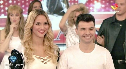 admirevigna's tweet photo. Es impresionante toda la gente que los bancan @flor_vigna y @Marama_Agustin nunca van a estar solos!

BAILA AGUSFLOR AL 13013 https://t.co/c0MHGR5Azh