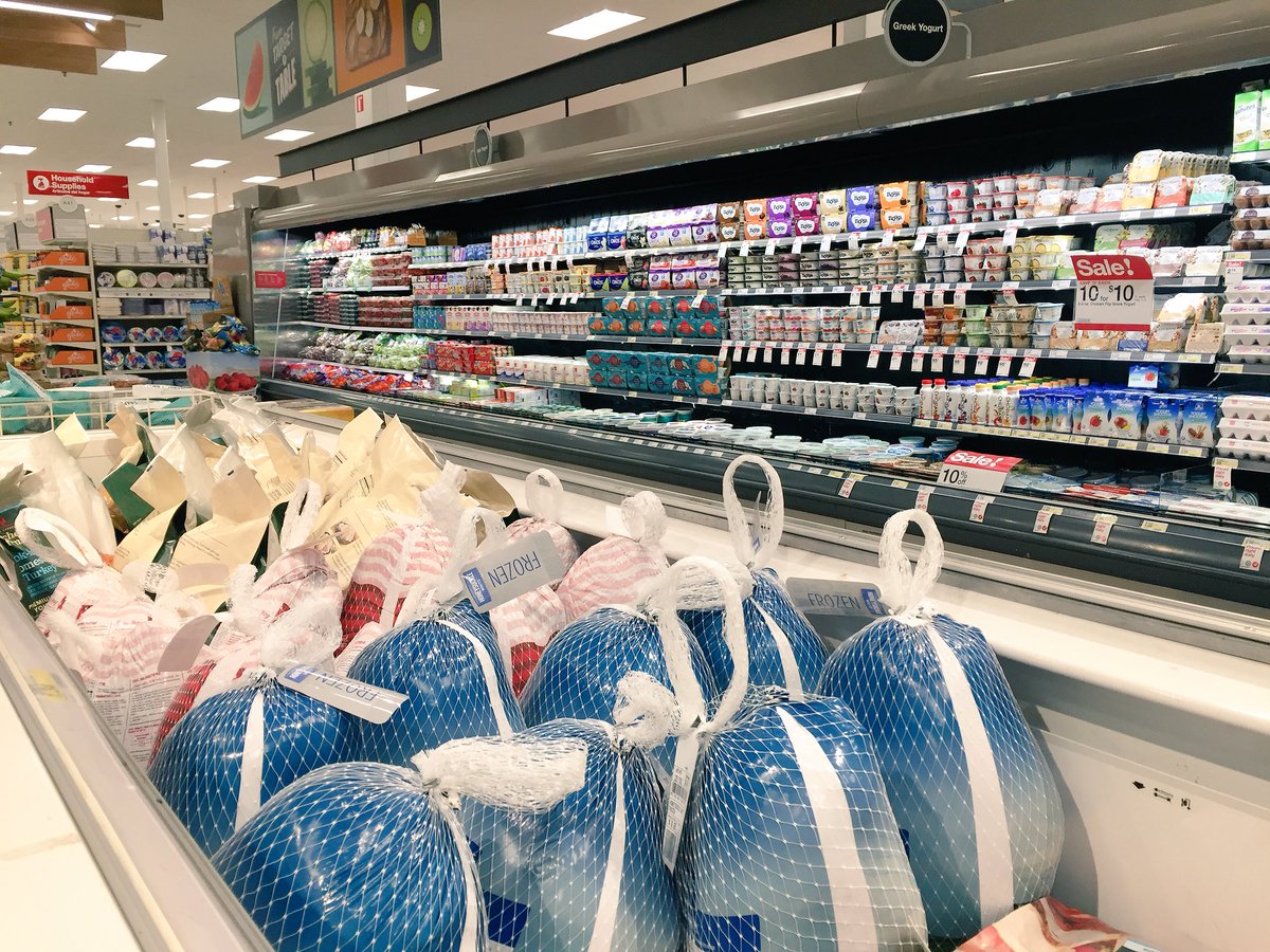 nick_curnutt's tweet image. Setting up a strong food weekend here at 0876 Grapevine Target! Don’t miss out on the end of our 3 Day Food Ad! @rae1821 @cshelm @Target