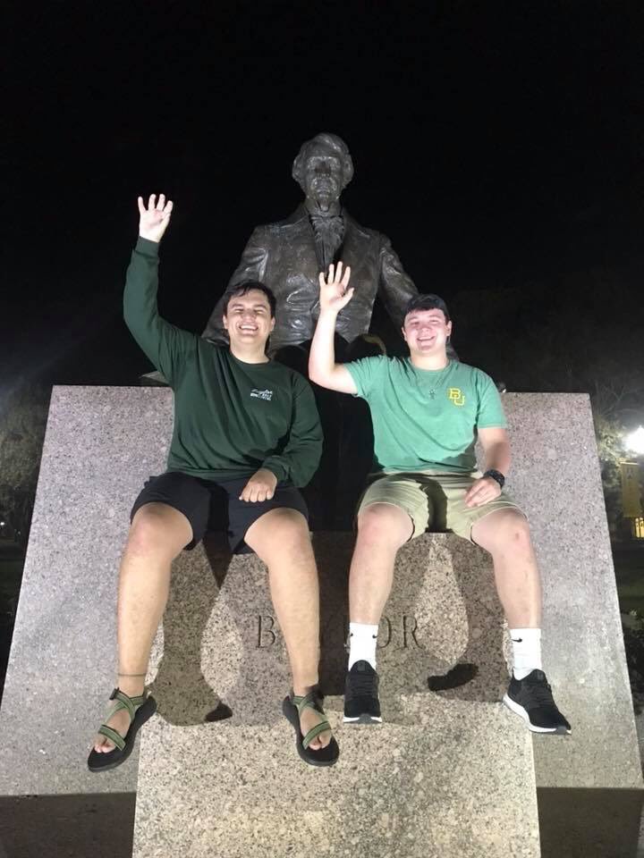 Jramirez013Ryan's tweet photo. Baylor Bonfire ๐ป๐ฅ๐ป#BUHoco17 https://t.co/4SiGKV885H