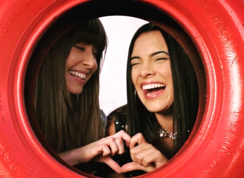 ¡Las Extrañaré 😉😂 <a href="/ScarletGruber/">Scarlet Gruber</a> <a href="/AngelsRincon/">Angela Rincon</a> 💚💛! #VIKKIRPM #TeamPeki