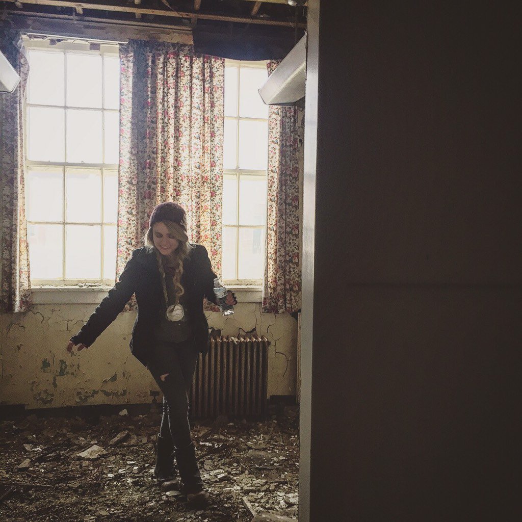 andreasweeney1's tweet photo. Filmed at abandoned orphanage in Twin Peaks Montana. Haunted vibes 4 sure. Loving every minute! #setlife #adventure https://t.co/gjbpjscN1j