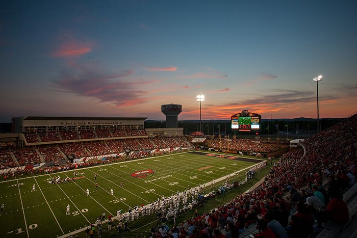Coach_Sanford2's tweet photo. RT if you’ll be one of 23,000 LIT Tops next Saturday at 3:30 right here👇 https://t.co/ZnjI8wJosg