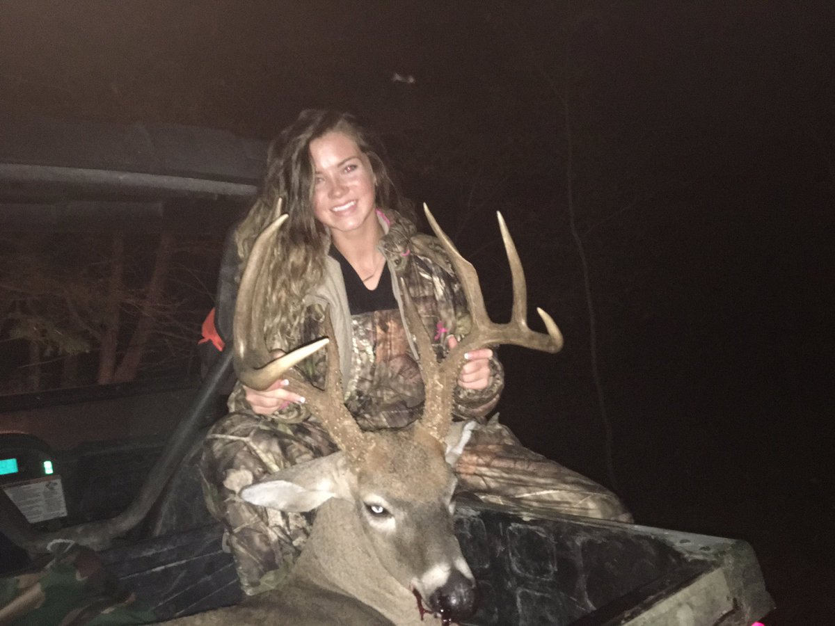 notablankpaige's tweet photo. It's about dang time, somehow I got lucky and god really blessed me this season! https://t.co/ia3owKWFAE