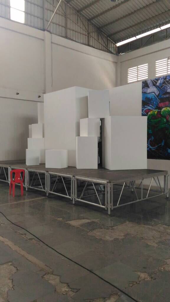 MarqueTriangle's tweet photo. #eventprops @MarqueTriangle https://t.co/3NPFybcKK1