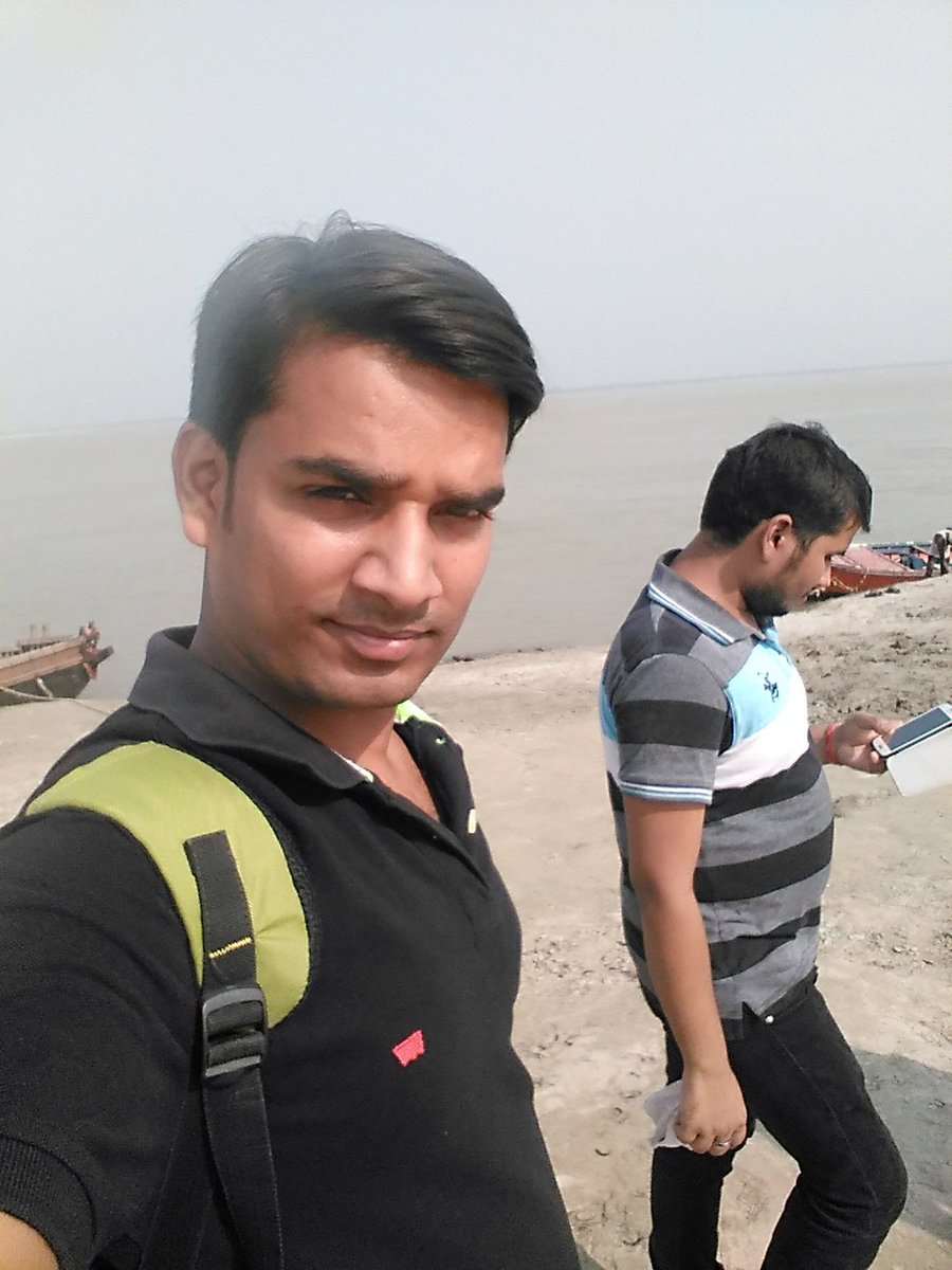 ktrmanish's tweet photo. #RallyForRivers #StandWithRivers #ishafoundation
@rallyforrivers @ishafoundation @SadhguruJV
#TheBank of holy river #ganges https://t.co/gSzyWbjBYv