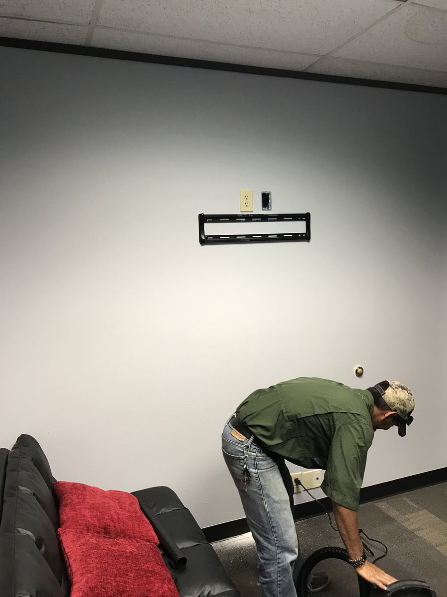 InventiveGroup's tweet photo. New TVs and electrical went in the office. #InventiveLife https://t.co/L2n8Q09zxj