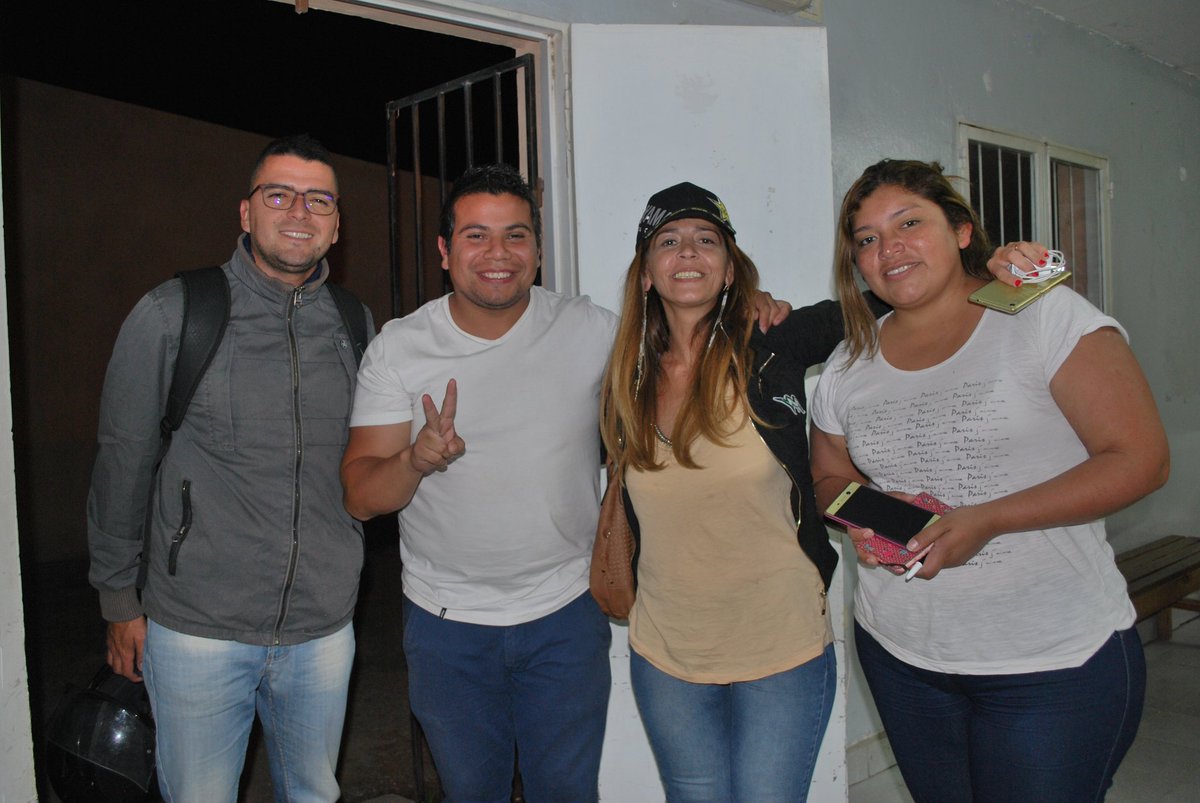 Agrupa_LaMaury's tweet photo. Grandes compañeros,
Grandes personas! 
Seguimos nuestro sueño.... #JuntosParaAdelante 
#Lista704 
#HayEquipo https://t.co/bYJjPggoQF