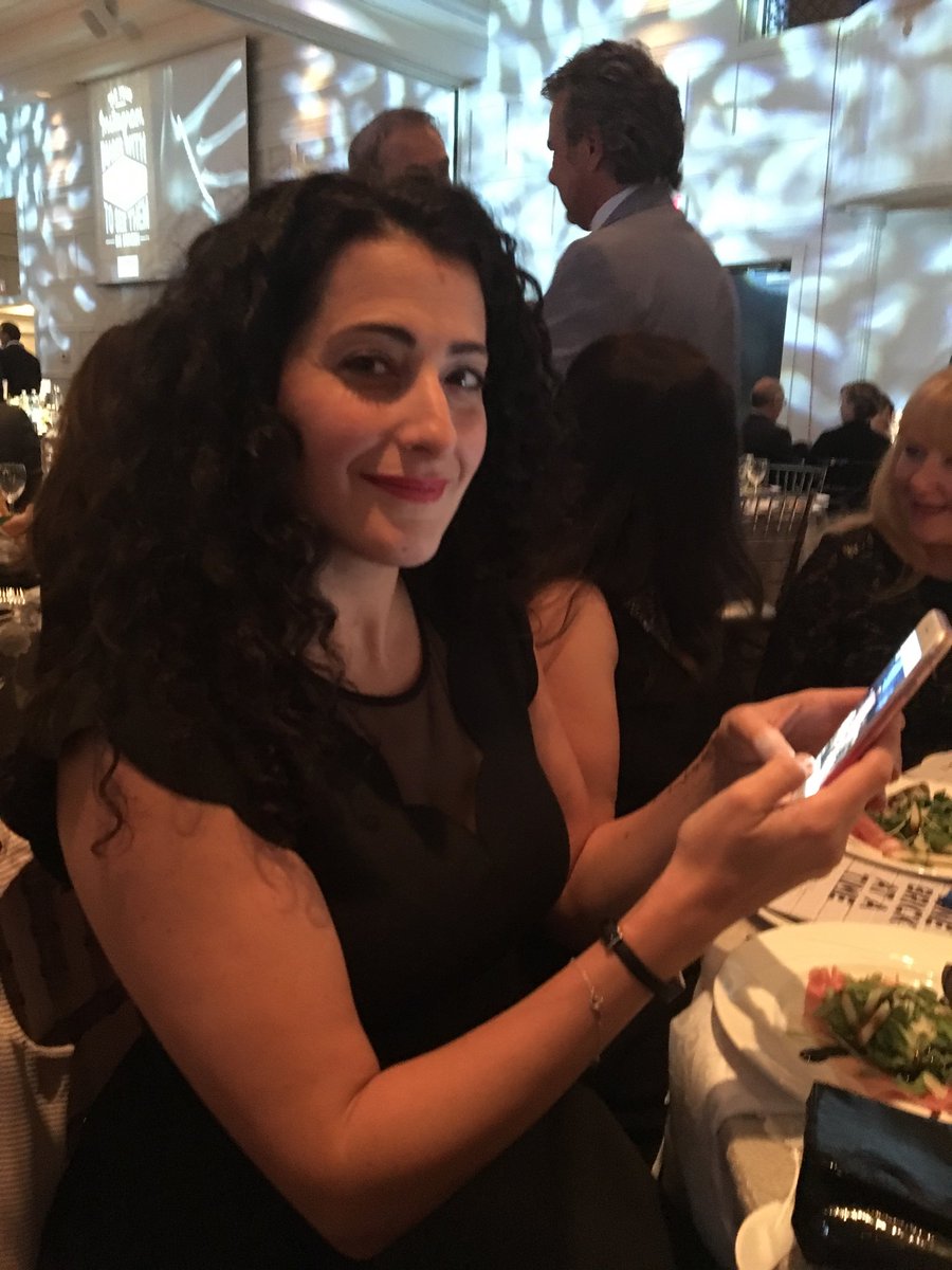 jellybeanchilli's tweet photo. #HVGala2017
With the beautiful Melissa Martelli.
Wasn’t that a party. https://t.co/6yXFanywOz