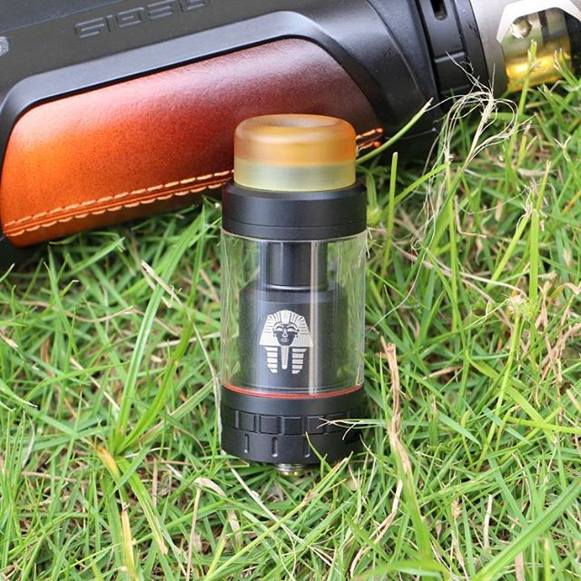 vaporldotcom's tweet photo. 😀😊🍃Hello friends, Do you like the😍 #PharaohMini #tank with 4ml glass tube? yes, please share this post on your wall and tell them you like it.🤝 👀Check the handsome tank 👉👉#vaporl #vape https://t.co/MsHnqmBaFG https://t.co/ecSHD6gqLT