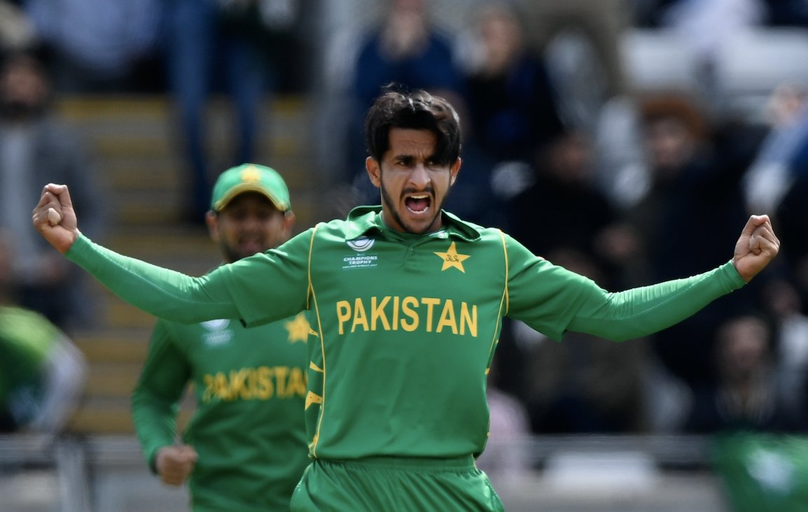 ICC's tweet photo. That feeling when you go top of the @MRFWorldwide rankings 👊 

➡ https://t.co/mZH3oqPqxy https://t.co/ShRgs1dUYX