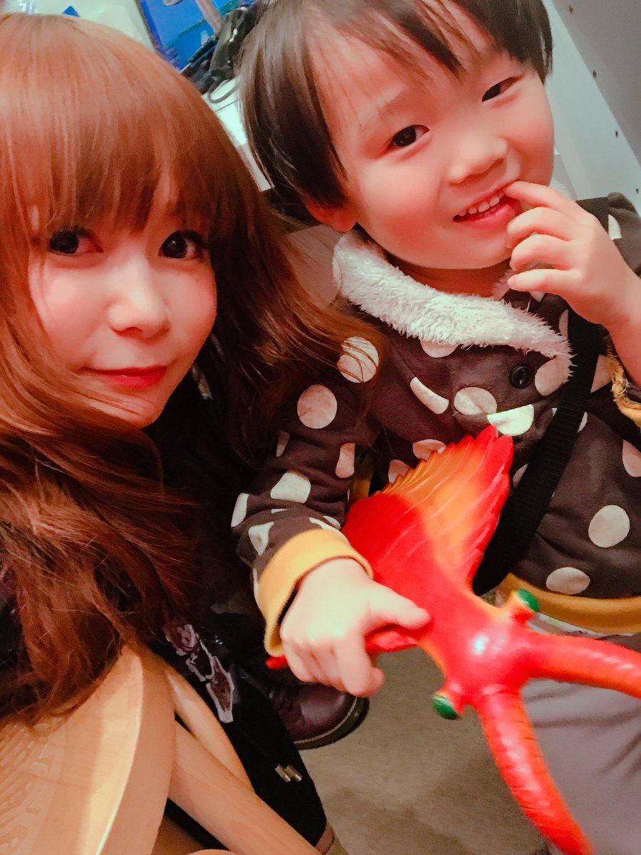 新品】中川翔子 キティ 根付けストラップ 新品】中川翔子 キティ