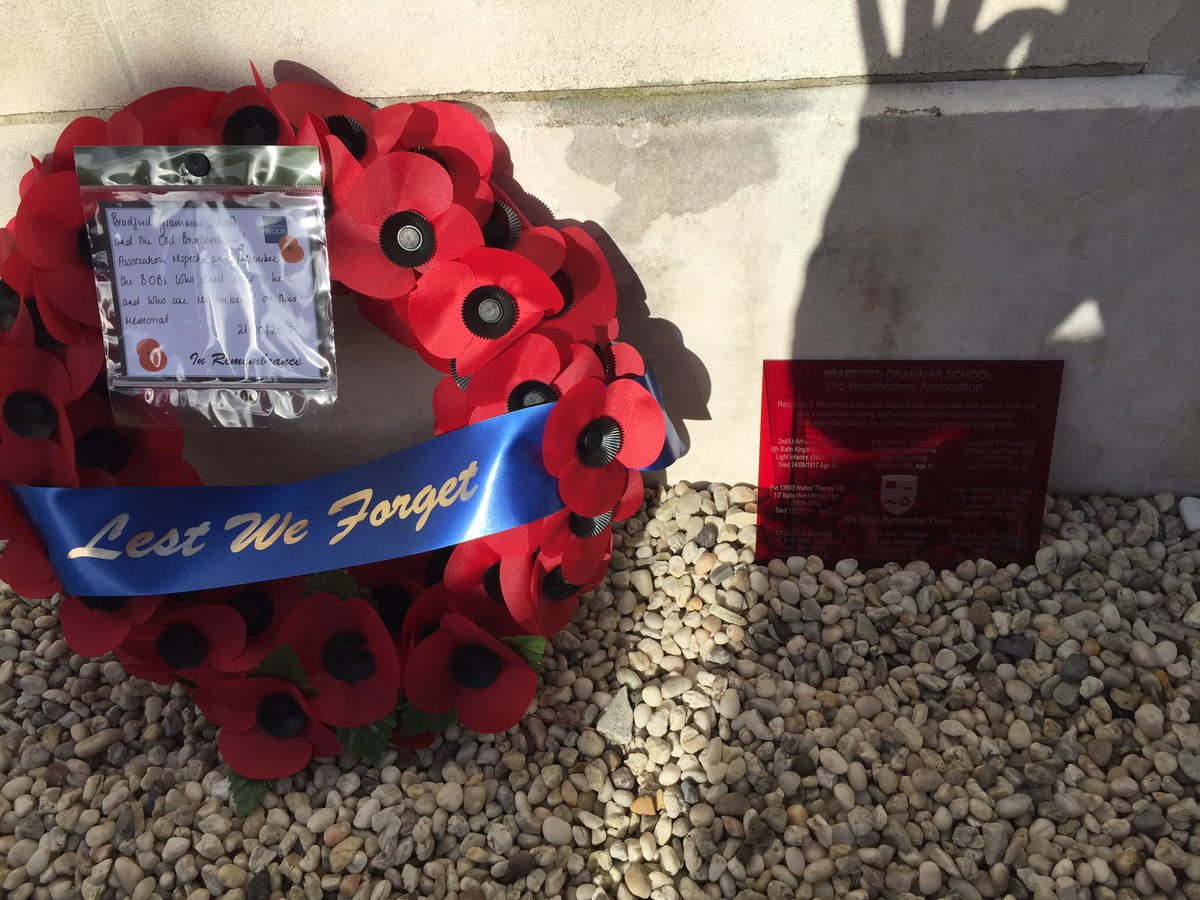 BGSHist's tweet photo. Holding our own poignant ceremony to remember 8 of our Old Boys at Tyne Cot #wewillrememberthem #battlefields2017 https://t.co/cDJo2B2W3S