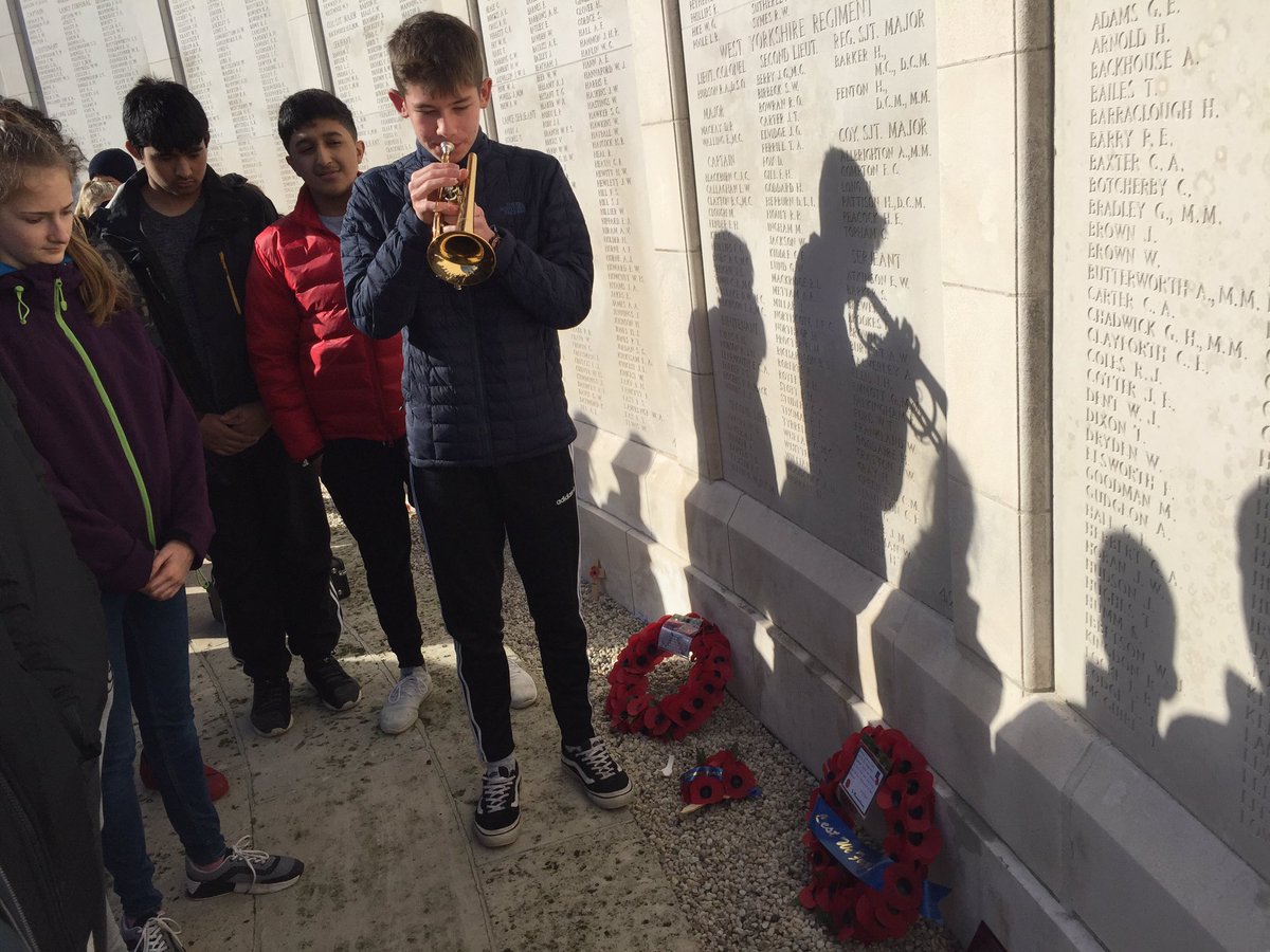 BGSHist's tweet photo. Holding our own poignant ceremony to remember 8 of our Old Boys at Tyne Cot #wewillrememberthem #battlefields2017 https://t.co/cDJo2B2W3S