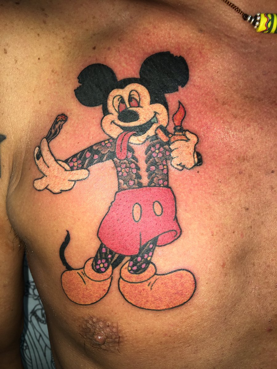 彫健 Horiken Twitterren 今日の仕事 ミッキーマウス キマリ過ぎ 刺青ミッキー 打倒usj 刺青 タトゥー Tattoo Tattoos Irezumi Mickeymouse Inkedmickey T Co 0rs1uqefsr T Co Keavdpqgjg