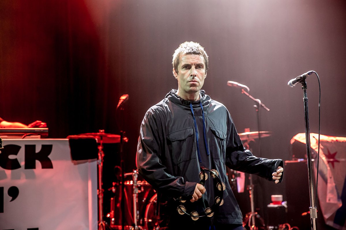 MAGNETMagazine's tweet photo. Live @liamgallagher (@wbr, @oasis) after cover shoot by @Flintchaney for #147. Order here: https://t.co/UJrLF8gyP9 https://t.co/XXsWHHV7NI