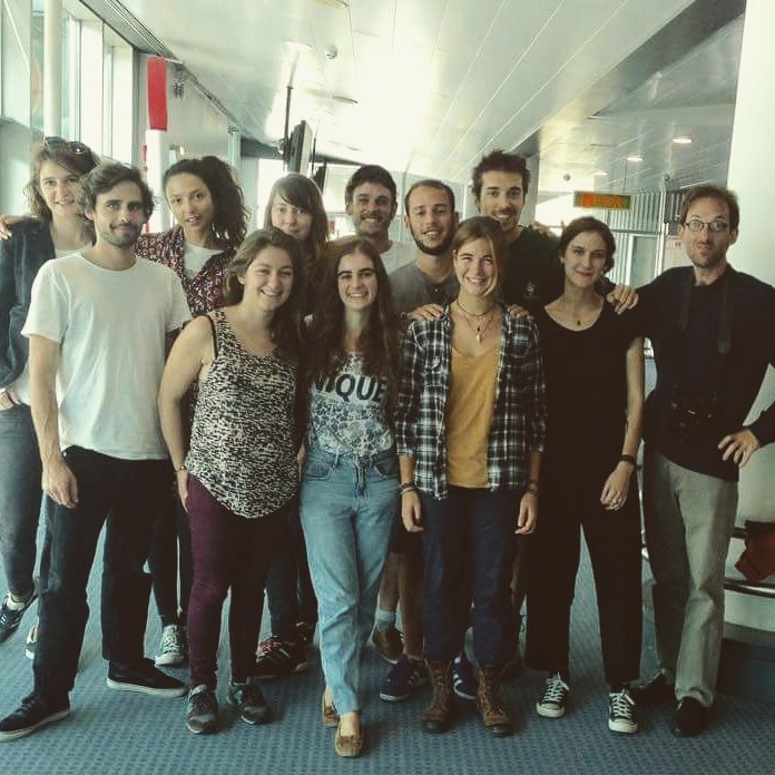 UMReenchante's tweet photo. 🛫🇲🇦 GRAND DÉPART des jeunes réenchanteurs depuis l'#aéroport de #Marseille direction #Rabat @medinasurfing ! #Voyage #RéenchanterLeMonde https://t.co/sPTPRRWOr1