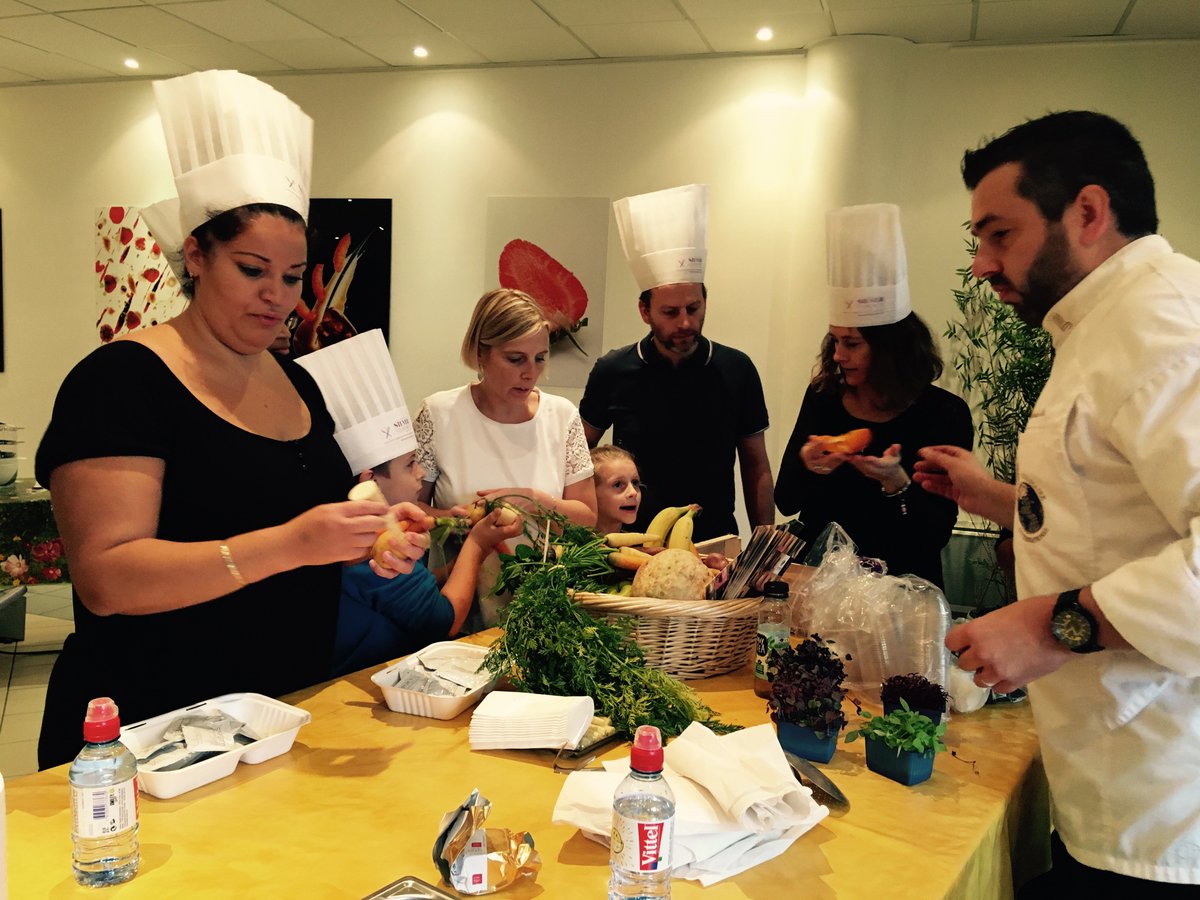 LI_association's tweet image. Vite ! Il reste encore 5 places pour l'atelier de 14h 🕑@bon_salon_bon pour découvrir des #recettes gourmandes en la présence de grands#chefs