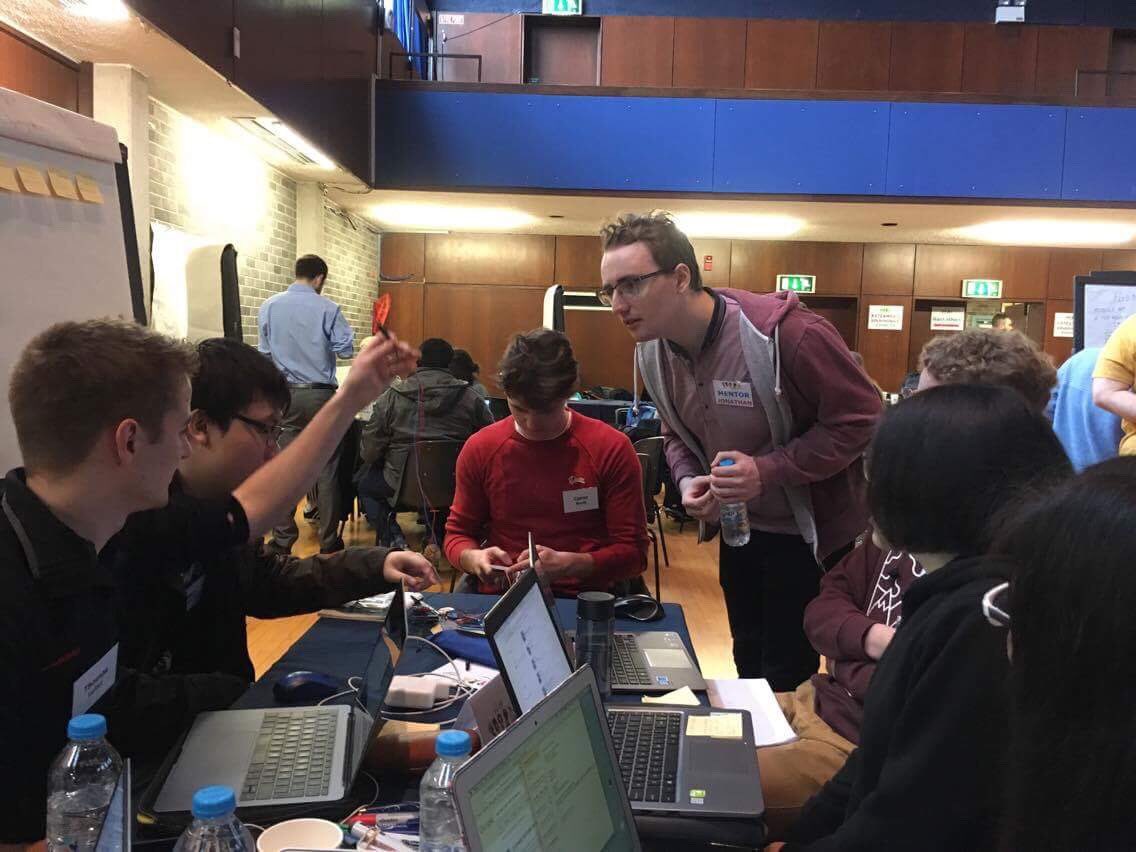 HeartBeatz8's tweet photo. An interaction with mentor from Intel👀
#STEAMhack @DublinCityUni @RyanAcademy @Intel_IRL https://t.co/hdpi2u3ECo