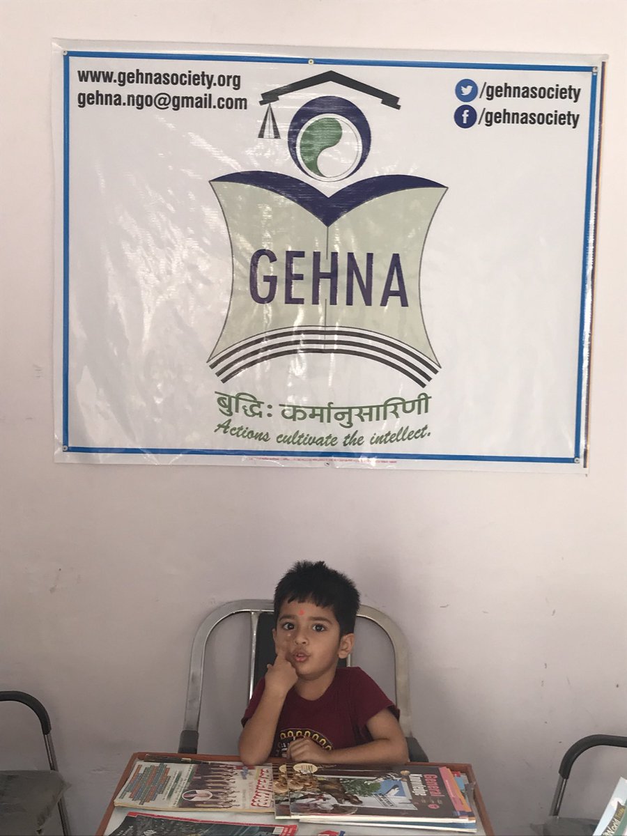 anuragrbl's tweet photo. Kids at @GehnaSociety Library-cum-study centre, #Raebareli 
Try to visit when there. #MyLibraryMyRight https://t.co/8HxQOkqcTi