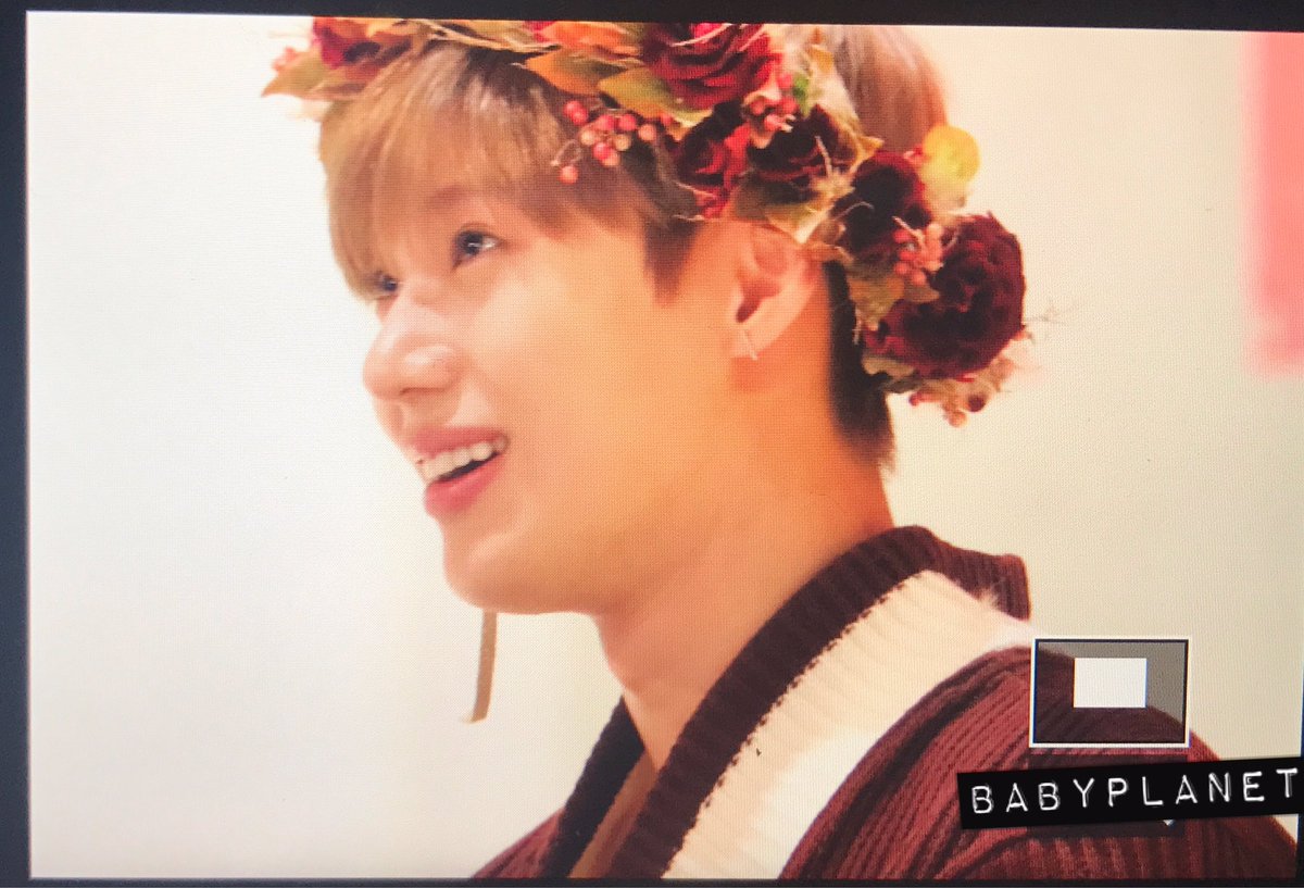 _babyplanet's tweet photo. 171021 태민 잠실 사인회 🌸2
#TAEMIN #태민 https://t.co/T887AQbDwt