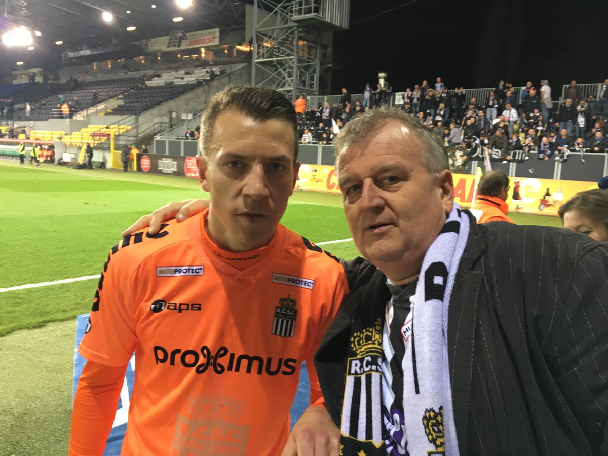 GamacheGuy's tweet photo. #LOKCHA #WeAreCharleroi #IC04 Nous partons à Lokeren @Clemtizou #DorianDessoleil #JavierMartos @MarinosOfficial @polletofficiel https://t.co/bUdEQqJrMP