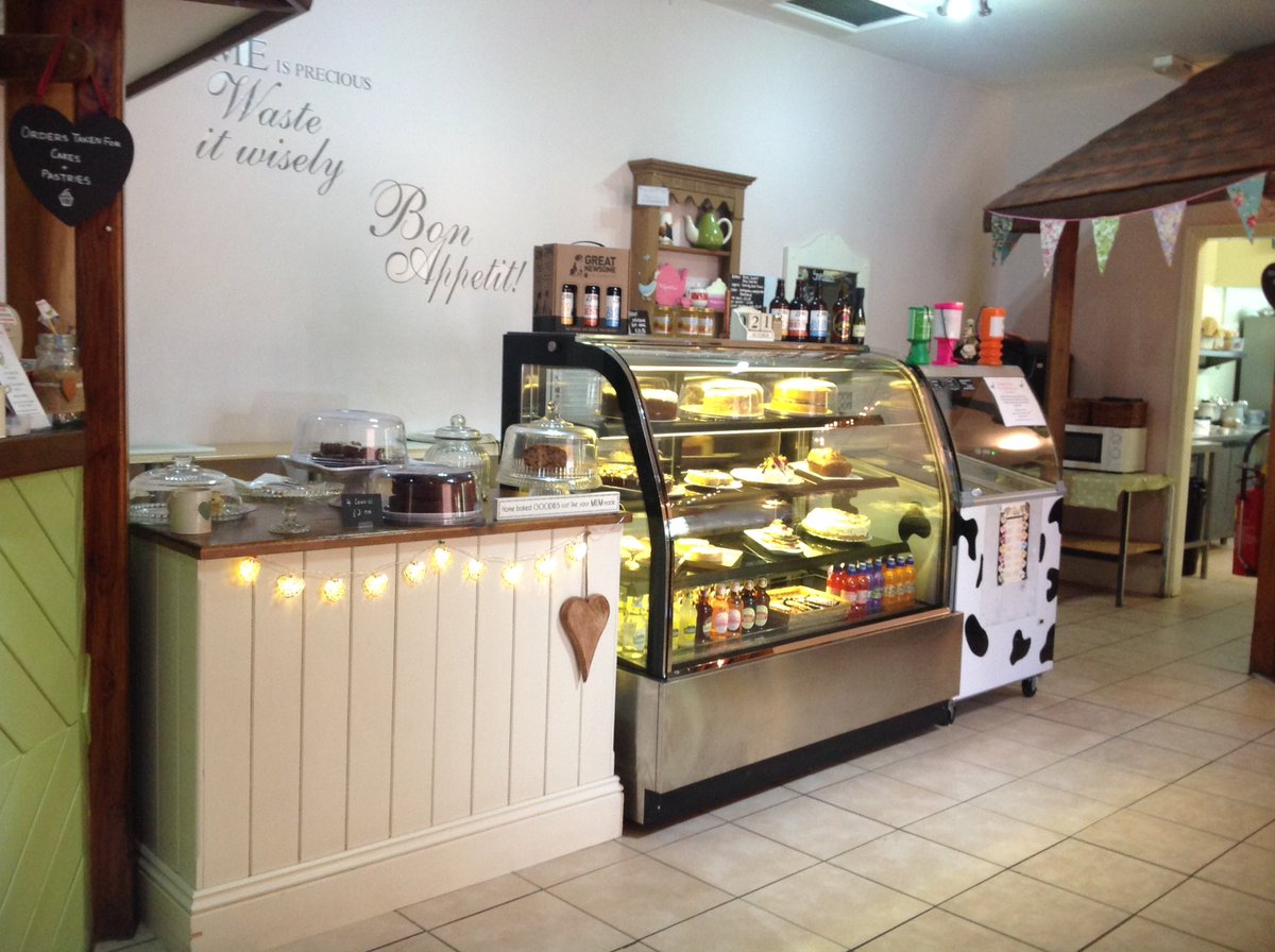 spottedducktea's tweet photo. A new look but the same warm welcome! 🍰☕️🍷😊 https://t.co/ao2yjEdhFw