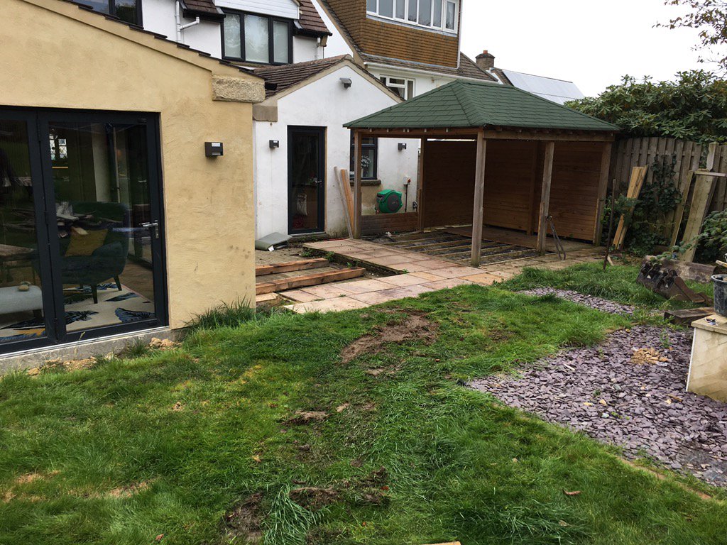 ground_time's tweet photo. Finished this #garden transformation for our customer yesterday! Using composite deck boards to create this look https://t.co/Jm44JjcCVI