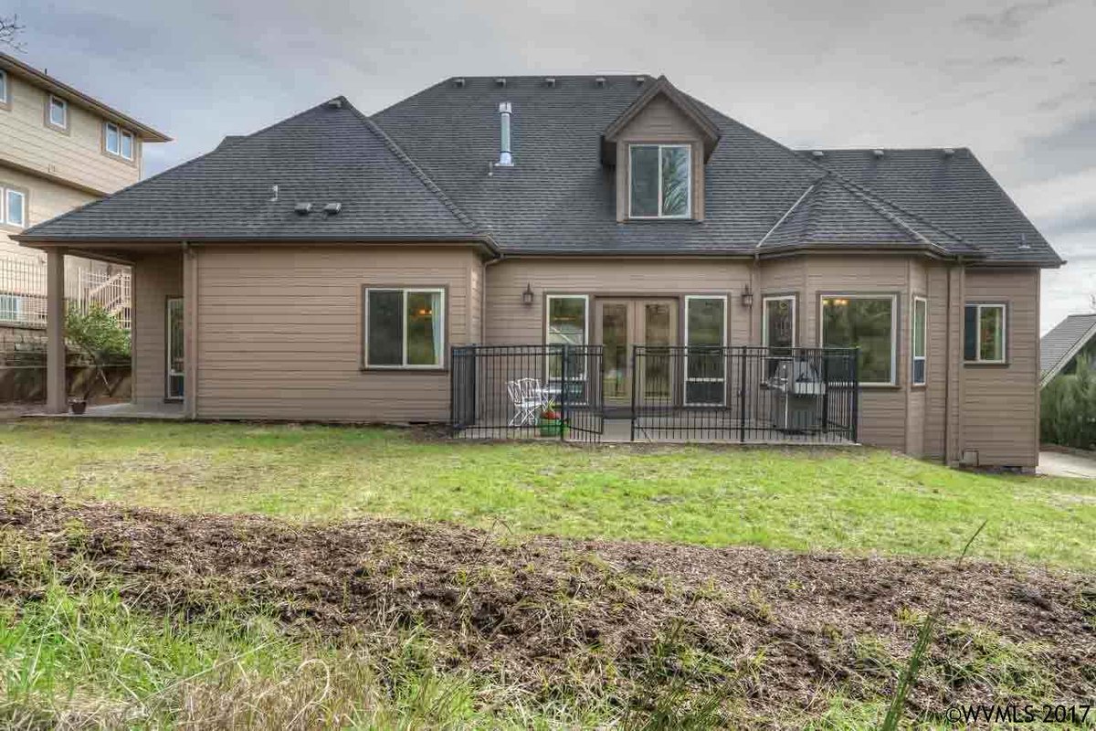 HongWolfeUS's tweet photo. #Corvallis #Albany #Oregon #Real_Estate #Agent brings another #home for #Sale. For More Info. https://t.co/yJ0XaguUoB or Contact 5417409497. https://t.co/nfc4GPTRLj