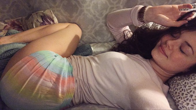 Time keeps on slippin' into the future 🙌🏻 https://t.co/qBb2Modeoo<a href="/tag/newprofilepic"class="tags"><span>#newprofilepic</span></a>