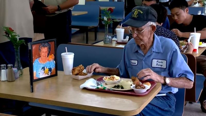 KTLA's tweet photo. Georgia Man, 93, Takes Late Wife’s Photo to Restaurant to Have Lunch Dates With Her https://t.co/xcnEtThDMF https://t.co/c1PfiVNIlF