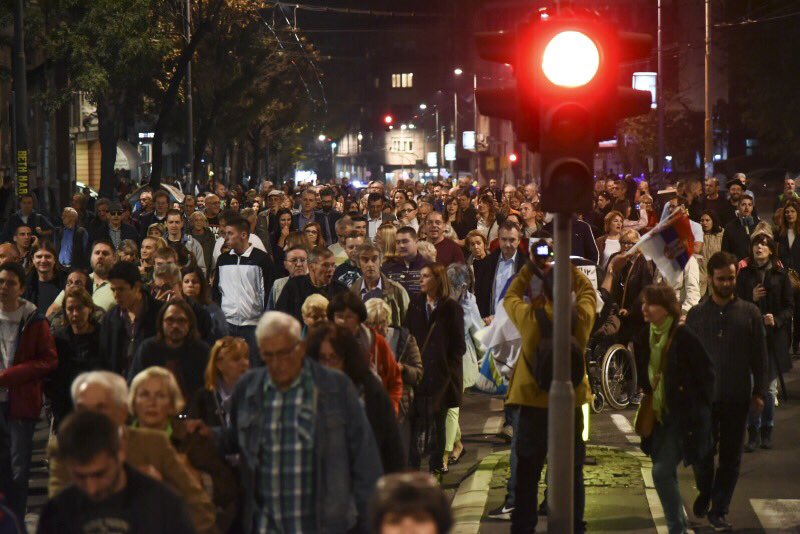 sasajankovic's tweet photo. Momenti slobode sinoć. https://t.co/cbP0oF1Cwq