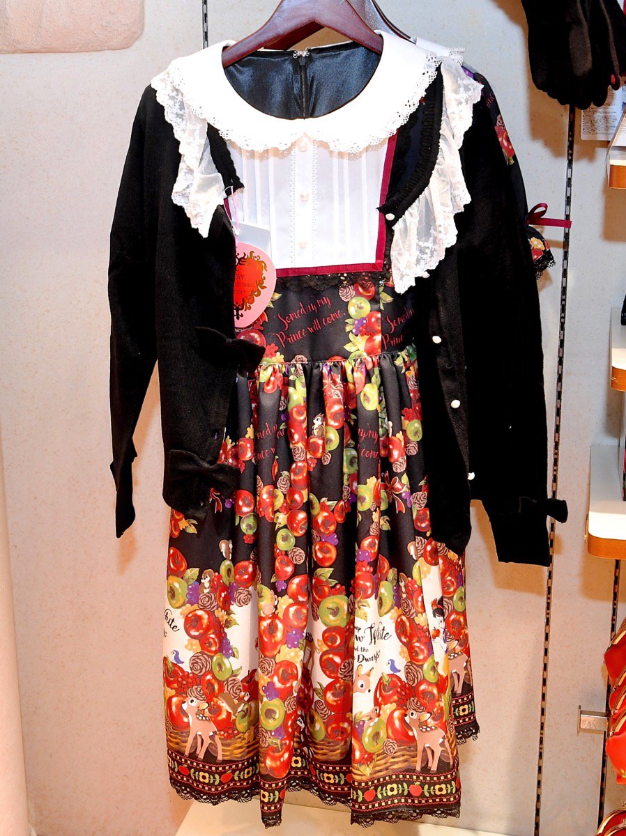 BABY THE STARS SHINE BRIGHT 白雪姫ワンピース BABY×Disneyコラボ