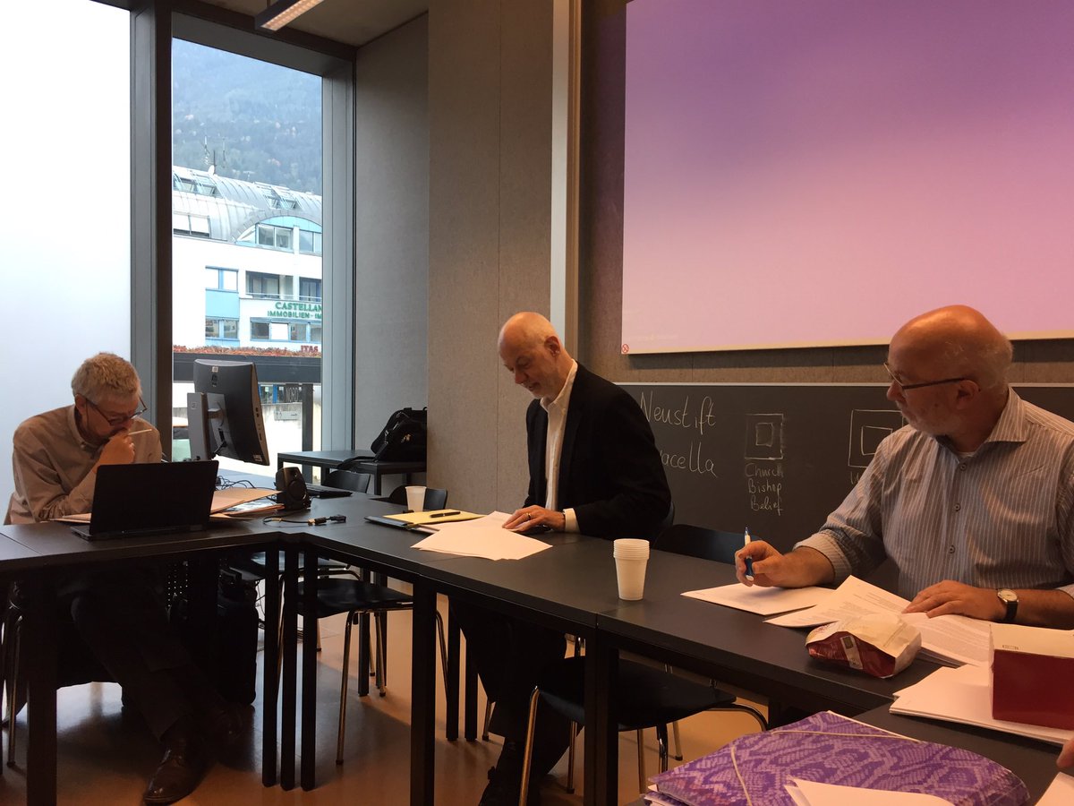 priem_karin's tweet photo. Nick Burbules Only 50% of papers are read - why publish? #research_community Bressanone / Leuven https://t.co/eMj1oWPQ0q