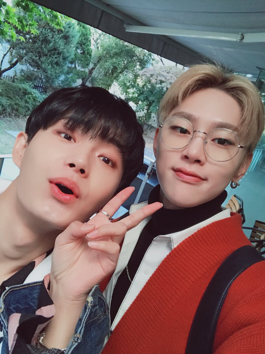 JBJtwt787's tweet photo. [#김용국] 오늘 못오신분들 나중에 꼭 봐요❤️😑 https://t.co/egox7ydHDd