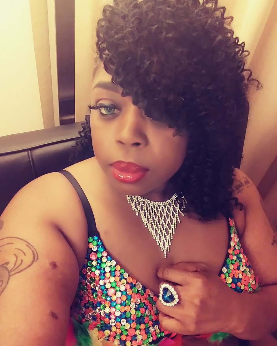 MsSweetPeaDoll's tweet photo. Gn,will post my pics & videos tomorrow. Bra custom made by my blood family #TuuuuuhDay #Baaaaaby but she ↙↘ #Delish https://t.co/6tIukODTtN