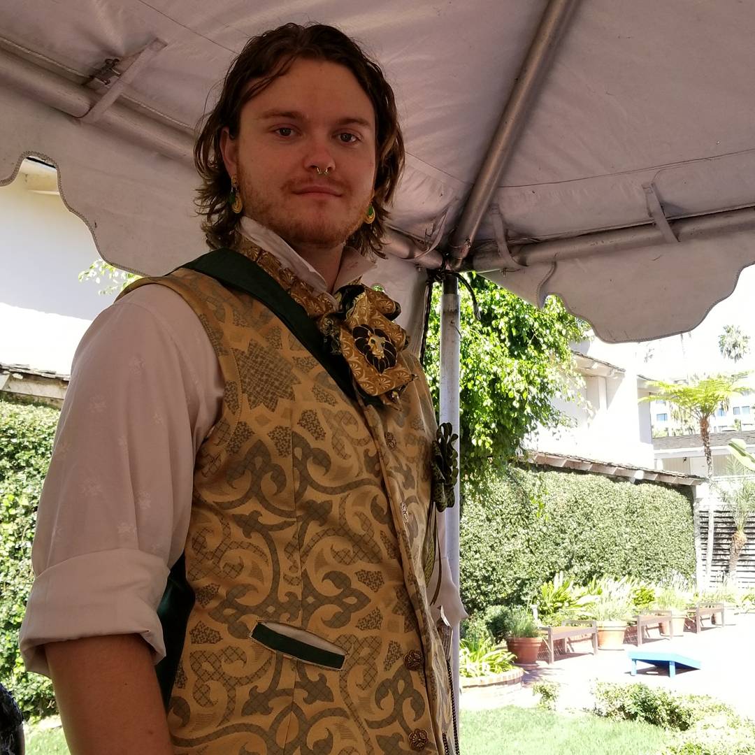 MadameAskew's tweet photo. Our wonderful, charming, &amp; talented #InternsofDoom .  The Grand Arbiter &amp; I could are utterly spoiled! #steampunk #gaslightexpo https://t.co/chlInxsKoz