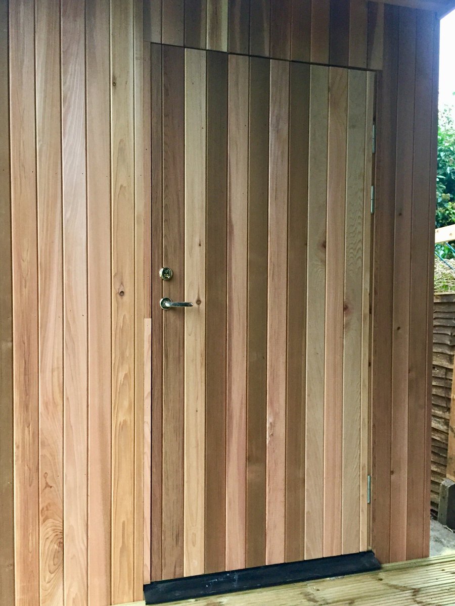 Need a home gym? This model has extra headroom and a handy 6sq m store on the side #homegym #gardenroom #scandi #friggebod