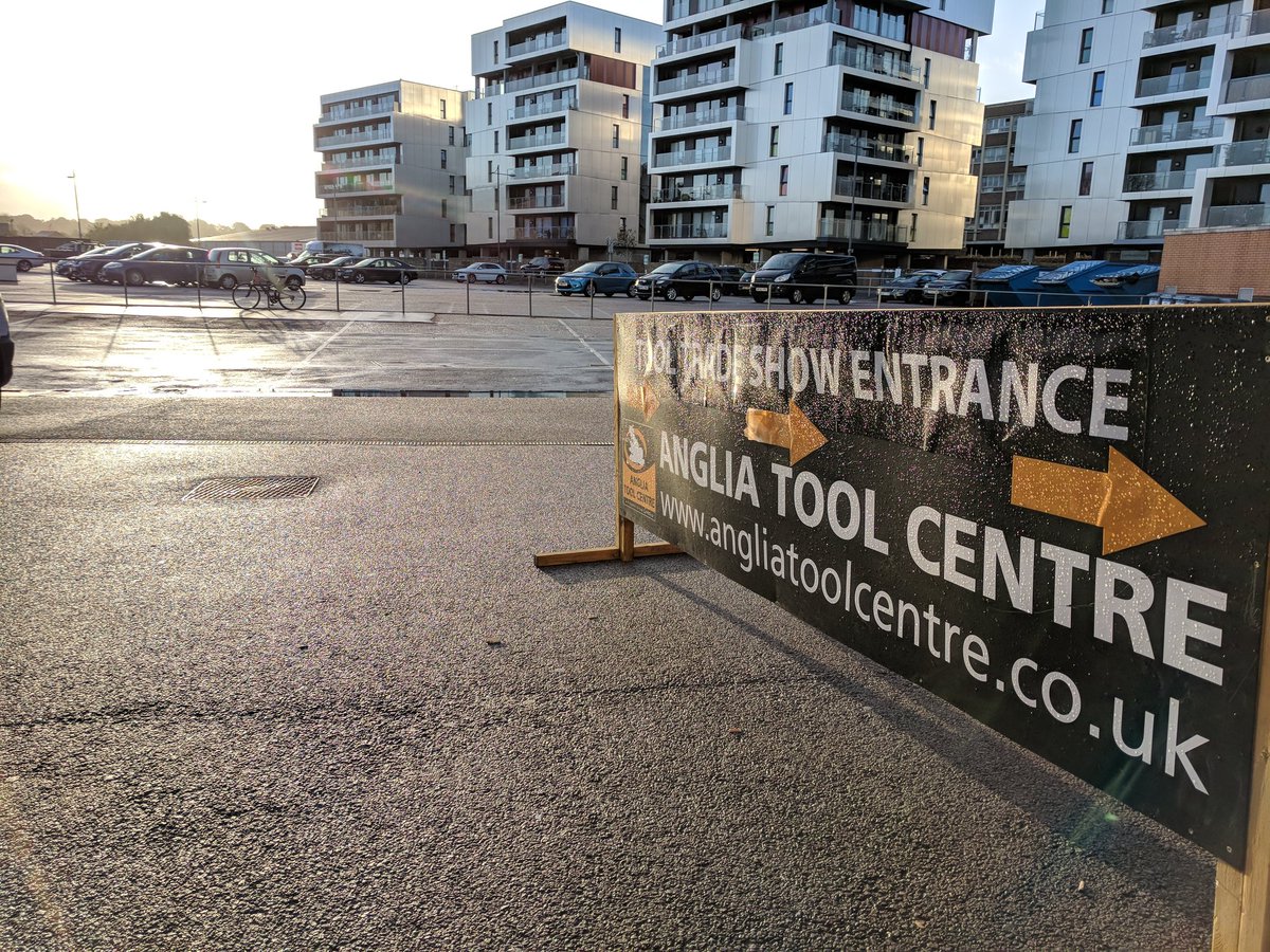 AngliaTools's tweet photo. Good morning #Norwich! Day 3 of #ATCtoolshow starts at 9am π https://t.co/pCpdoGrXkc