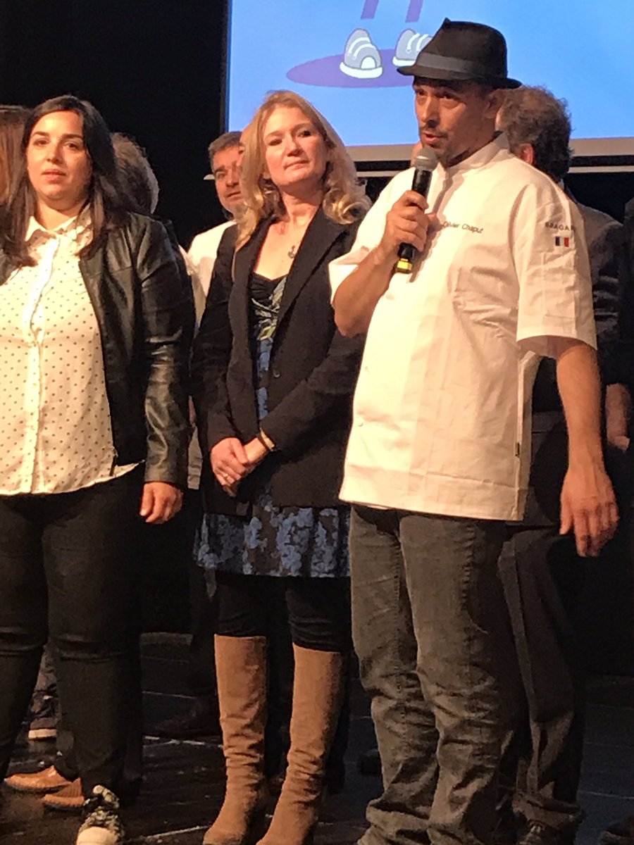 FloBoo75's tweet photo. Le salon de l'alimentation pour enfants, #Bon c'est maintenant ! On vous attend nombreux @Olivier_Chaput @AudreyAnidjar  🍆🥕🍐🥒🍎#Villejuif https://t.co/j00mFWsMsS