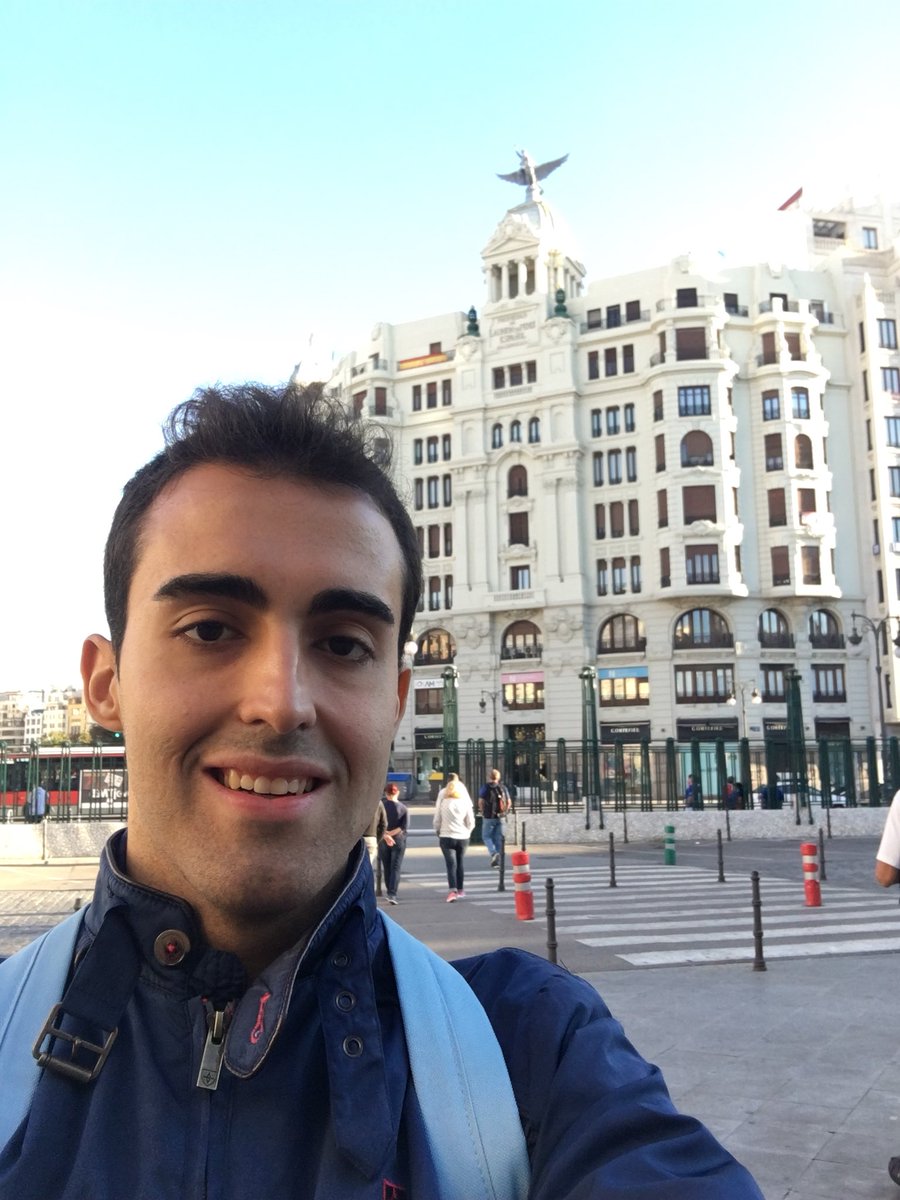 Miguelsuxx's tweet photo. Que me encanta Valencia ๐ค
#Feliz #Valencia #MMvalencia #MedioMaratonVLC #MediaMaraton #Atope #Vamos #VamosAhi #Dale #Go #MMVLC #VLC https://t.co/FyJNfKXCFi