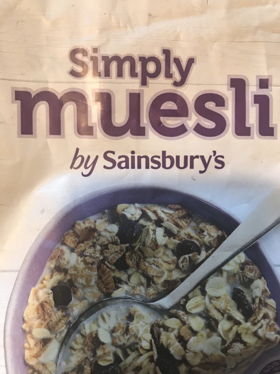 Hey <a href="/sainsburys/">Sainsbury's</a> Have you got your porridge mixed up with your Muesli ? 1 raisin in a world of oats !