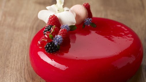transgourmet_fr's tweet photo. #Pâtisserie: Réalisez l'Entremets Guimauve de #VincentBoué, Membre du #ClubDesChefs #Transgourmet 👉 https://t.co/KHBPwHMDqu https://t.co/jYPgK7nnPM