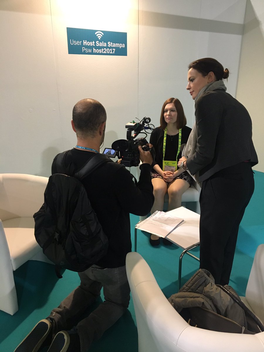 Editor Clare Nicholls being interviewed by @HostMilano #Milan #hospitality #catering #equipment #UKPress https://t.co/hLuz9jE321