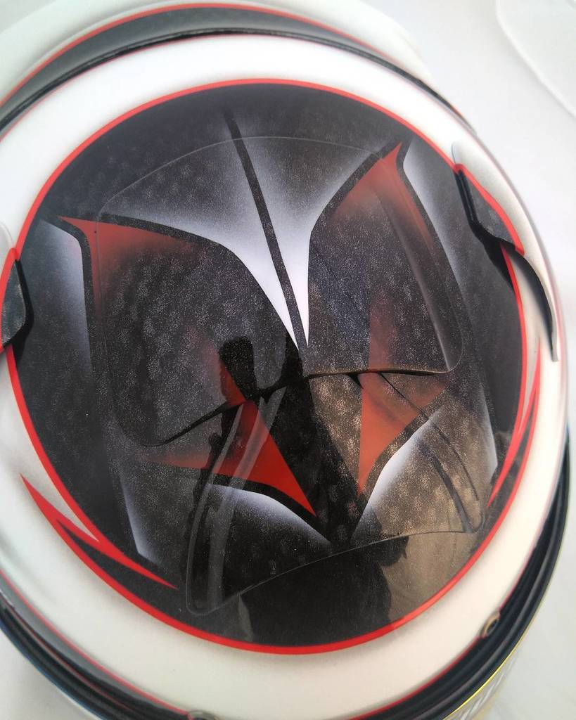 Radok1's tweet photo. Listo para entregar!! ππ Soon more
#details β¨
#helmetart #helmetpaint #customhelmetpaint #racestyle #Bellhelmet #β¦ https://t.co/5WBqGluHow https://t.co/4ZtoPUA0h7