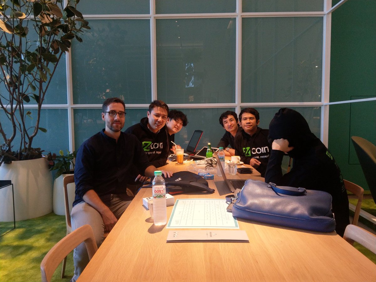 bitcoinlander's tweet photo. RT zcoinofficial "Zcoin $XZC team strategy discussion in Bangkok. #znodes #hm4znode #mtp https://t.co/5wXMOiyNCl"
