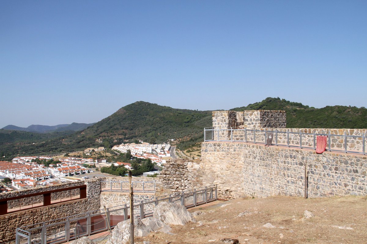DipuHU's tweet photo. la @DipuHU respalda los proyectos #transfronterizos #ESPOBAN, #FORTOURS y #VALAGUA  #Espana #Portugal https://t.co/cU6mqLp9gY https://t.co/LexicYYPXu