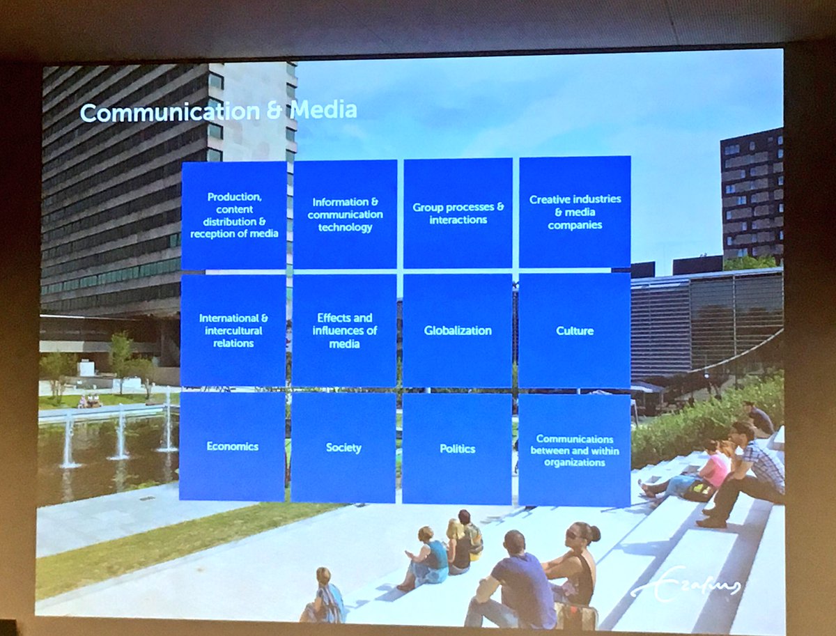 jokepelser's tweet photo. Introductie #ibcom #Erasmus met dochter. Ik wil ook!!! https://t.co/WtCoewbmtN