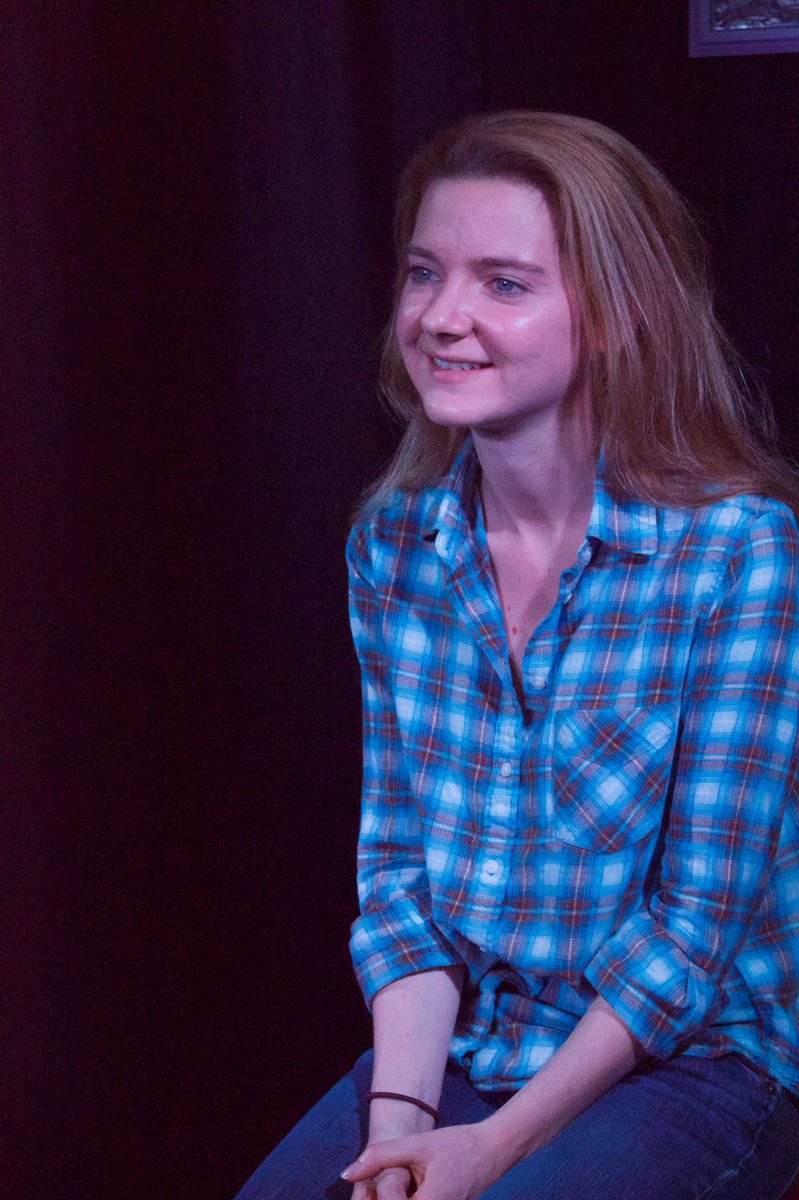 FemmTheatre's tweet photo. More fantastic production shots from Monday's No One Wants A Pretty Girl @BreadandRosesTC by @kathytre #NOWAPG https://t.co/lcmRAggEso